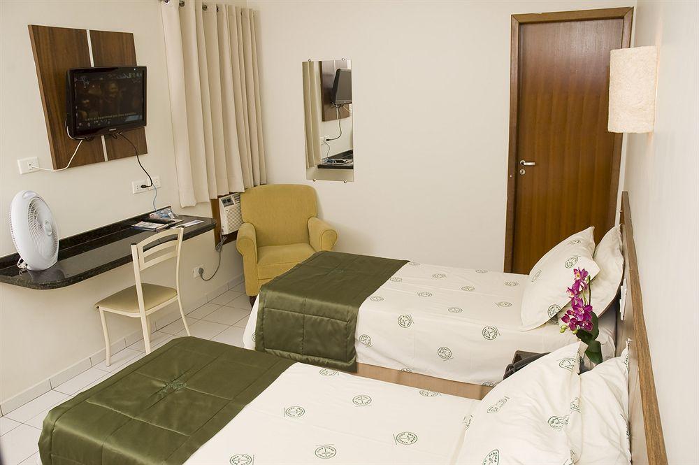 Araucaria Hotel Business - マリンガ エクステリア 写真