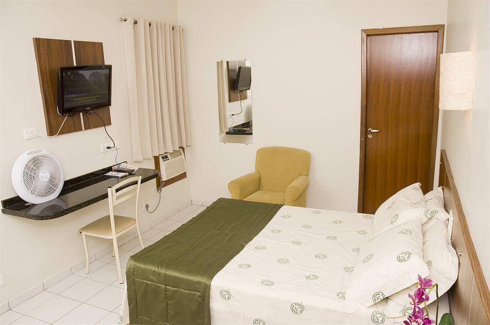 Araucaria Hotel Business - マリンガ エクステリア 写真