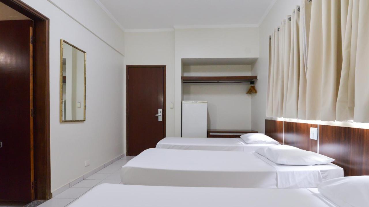 Araucaria Hotel Business - マリンガ エクステリア 写真