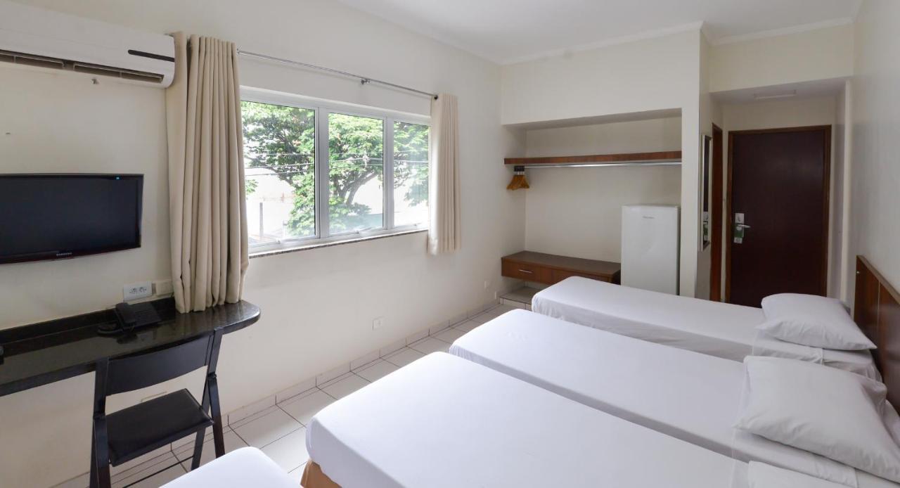 Araucaria Hotel Business - マリンガ エクステリア 写真